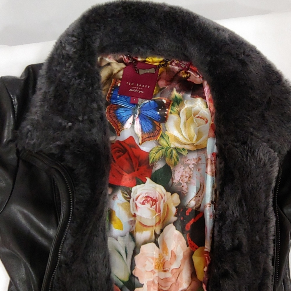 Leather jacket - Picture 3 of 3